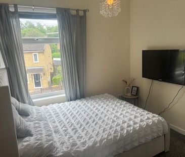 2 bedroom terraced house to rent - Photo 3