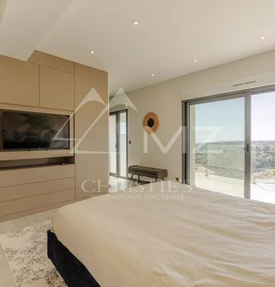 Villa • Gairaut - Photo 1