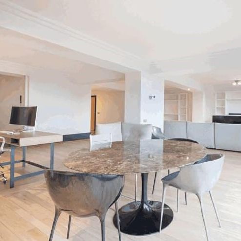 Tout savoir sur cet appartement à Bruxelles, à Bruxelles - Foto 1