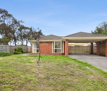 Spacious 3-Bedroom Home with Study in Prime Sunbury Location - Photo 3