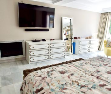 Detached Villa · El Paraiso - Photo 6