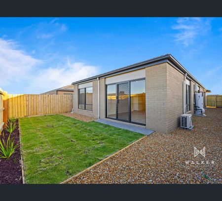 11 Guernsey Court, Sebastopol, Vic 3356 - Photo 3