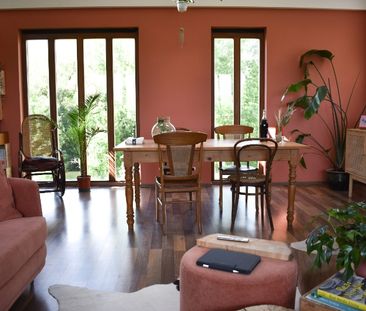 Duplexappartement met aangename overdekt ruim terras - Photo 5