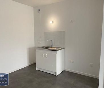 Location Appartement 2 pièces 40m² FONTENAY SOUS BOIS 94120 - Photo 1