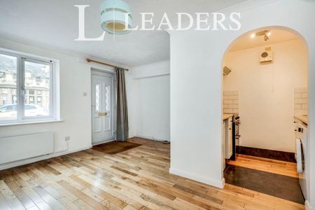 1 bedroom apartment to rent - Photo 2