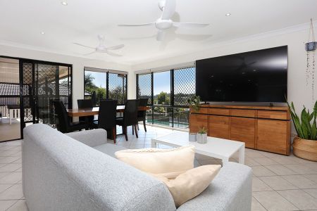 31 Gordonia Drive, Reedy Creek QLD 4227 - House For Rent | Domain - Photo 3