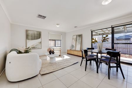 4 Bedroom home in Mickleham - Photo 2