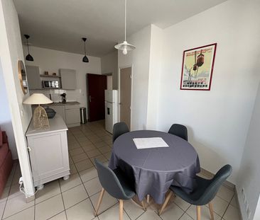 Location Appartement 1 pièce 34m² - Photo 3