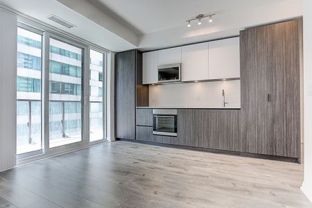 For Lease - 8 Widmer Street Unit# 1911, Toronto, Ontario - Photo 2