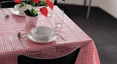 Central Auckland one bedroom apartment with pool! - Photo 4