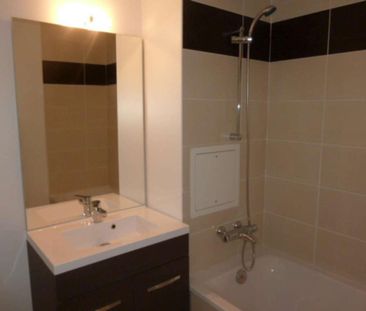 Location Appartement 3 pièces 59m² ST CYR SUR LOIRE 37540 - Photo 3