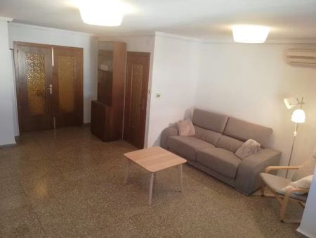 Carrer del Clariano, Valencia, Valencian Community 46021 - Photo 3