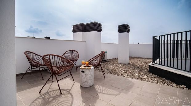 Piso de alquiler con terraza en Valencia centro - Photo 1