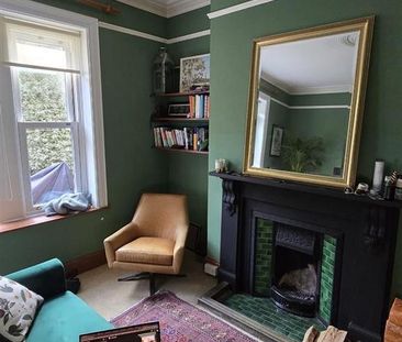 4 bedroom semi-detached house to rent - Photo 6