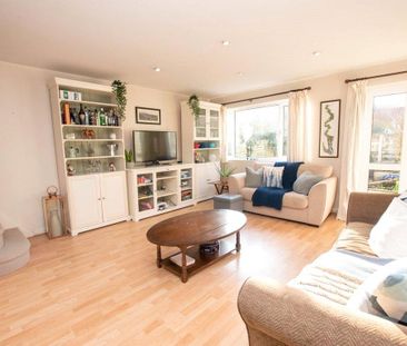 3 bedroom terraced house to rent - Photo 3