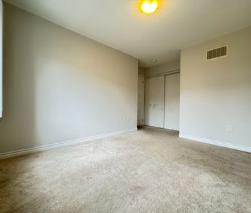 For Lease - 128 Bond Head Court, Milton, Ontario - Photo 1