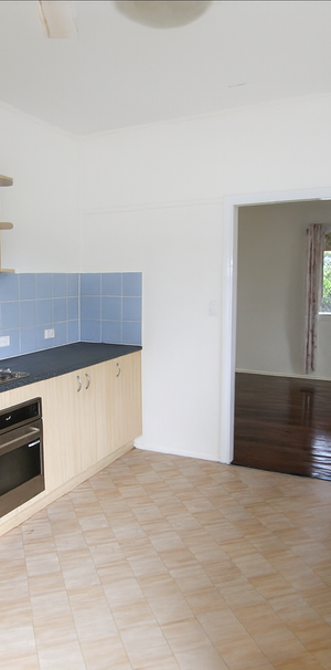 Charming family home - Photo 1