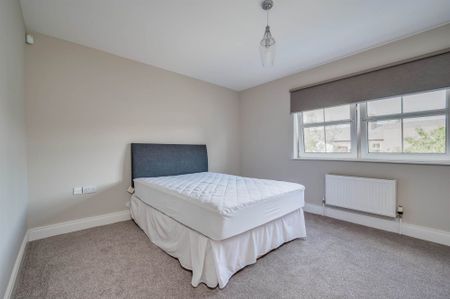 9 St Johns Place, BELFAST, BT7 3HA - Photo 4