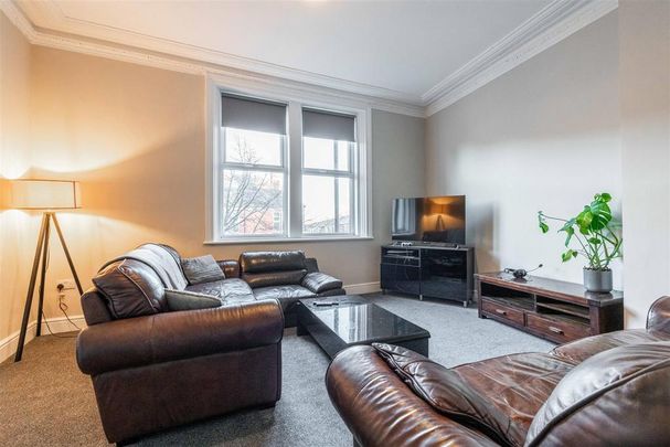 4 bedroom terraced house to rent - Photo 1