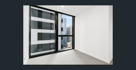 A LUXE RENTAL THAT FEELS LIKE HOME IN THE HEART OF SOUTHBANK! - Photo 3