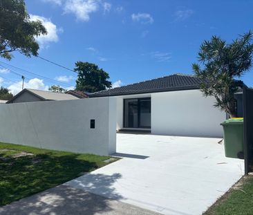 Coombabah - Photo 3