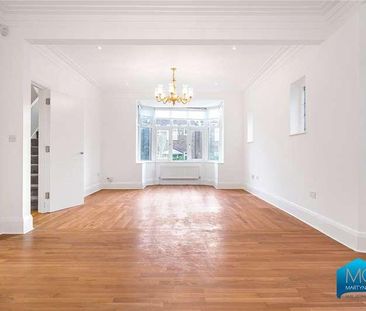 Kingsgate Avenue, London, N3 - Photo 2