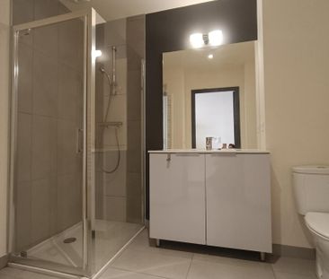 location Appartement T1 DE 21.9m² À TOULON - Photo 3