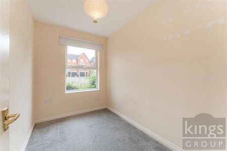 Cobham Close, Enfield, EN1 - Photo 4