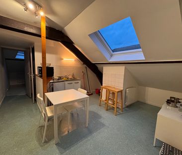 Location Appartement 2 pièces 16m² - Photo 4