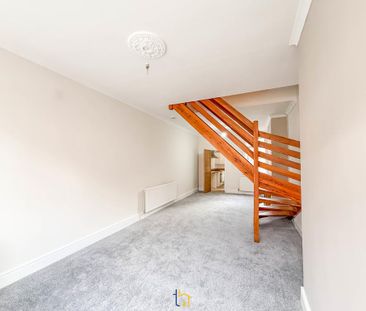 2 bedroom terraced house to rent - Photo 4