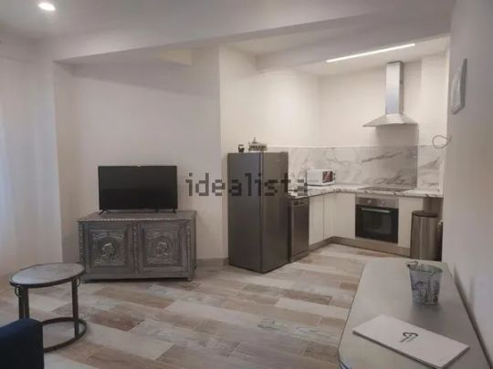 Alquiler de piso en Amara - Photo 1