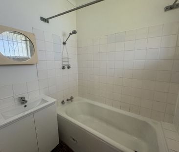 Part house for Lease - Photo 2