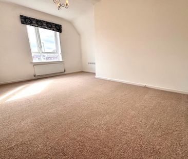 3 bedroom townhouse to rent - Photo 2
