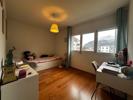 Magnifique appartement de 3.5 pièces situé dans un quartier calme - Photo 4