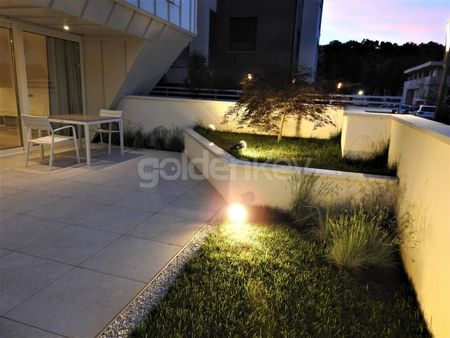 Apartament duplex langa padure cu gradina, finisaje premium si garaj | ID:513248 - Fotografie 3