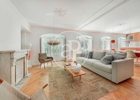 Flat for rent in Recoletos (Madrid) - Photo 4