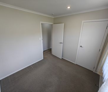 Two Bedroom home in Dinsdale - Photo 4
