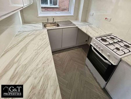 Peel Way, Tividale, Oldbury, B69 - Photo 3