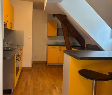 Location Appartement 5 pièces 108m² BESANCON 25000 - Photo 2