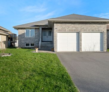 For Lease - 46 Freedom Crescent, Quinte West, Ontario - Photo 2