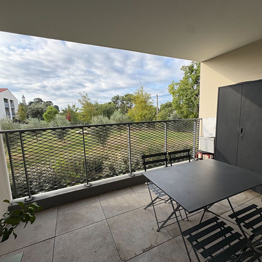 Appartement à louer à Marseille 3 pièce(s) 60 m2 avec terrasse et parking, - Photo 1