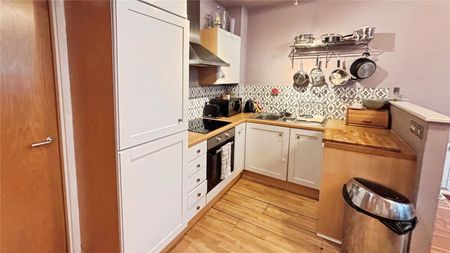 1 bedroom apartment to rent William Bancroft Buildings, Robin Hood Street, Nottingham, NG3 - Photo 5