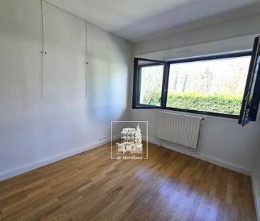 Tout savoir sur cette maison à La Celle-Saint-Cloud - Photo 2