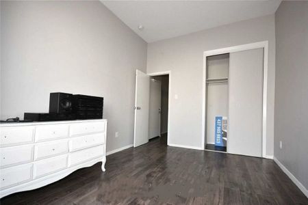 For Lease - 678 Bathurst Street Unit# Main, Toronto, Ontario - Photo 4