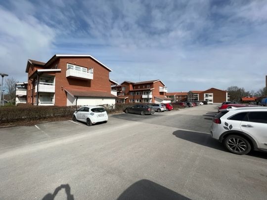 Sveagatan, Kvänum - Photo 1