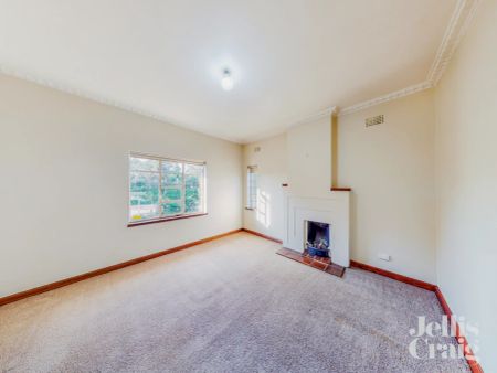 2 Bed, 1 Bath - Photo 5