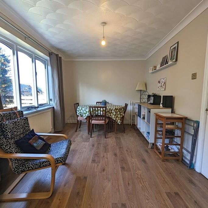2 Bed Bungalow, Welby Place, S8 - Photo 1