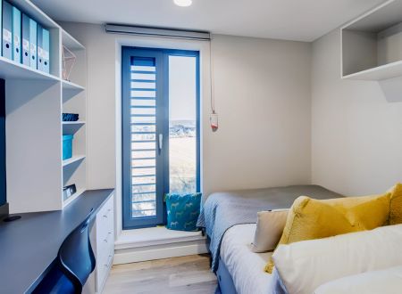 Silver Two Bed En Suite - Photo 2