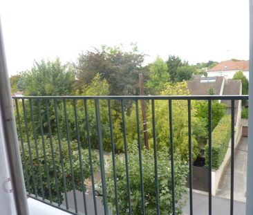 Location Appartement 1 pièce 29m² ST MAUR DES FOSSES 94100 - Photo 4