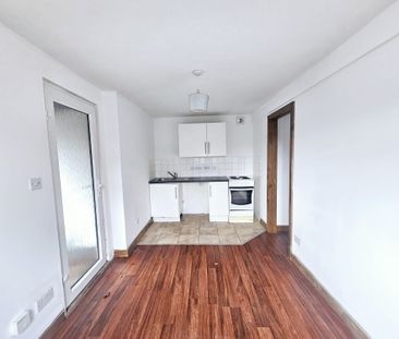 Rayners Gardens, Southampton - Photo 4